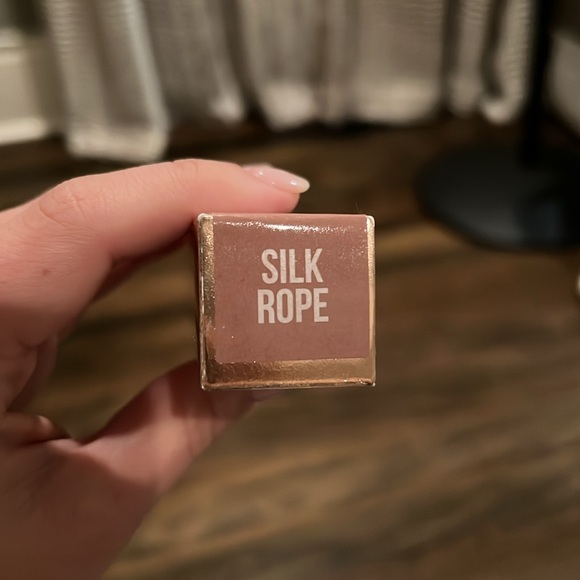 Jeffree Star The Gloss Silk Rope Lip Gloss - Picture 5 of 10